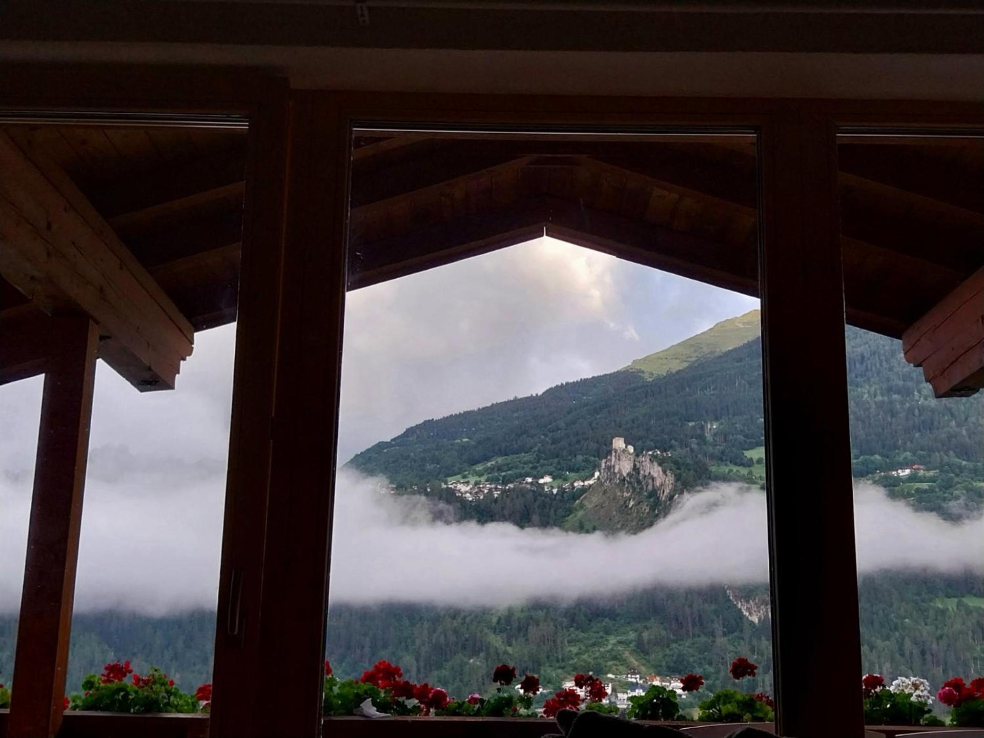 Burg Laudegg Blick Faggen Exterior foto